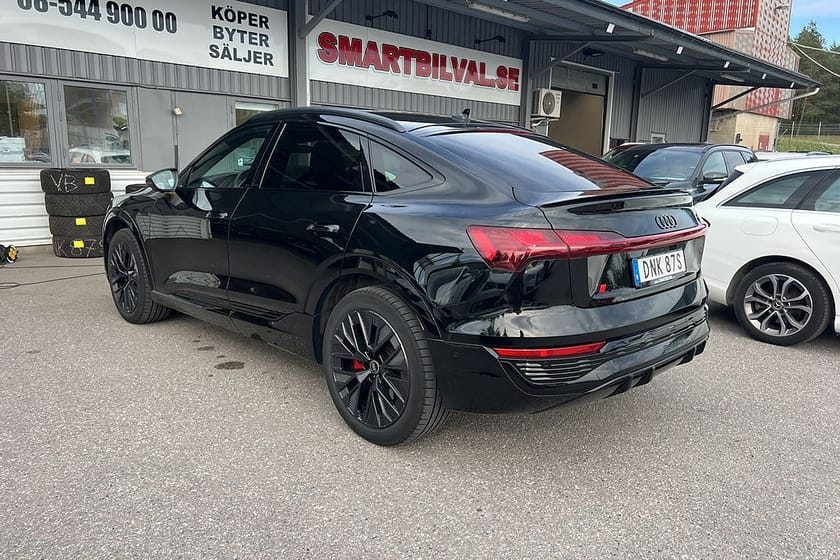 Bild 4 av Audi Q8 Sportback 55 e-tron quattro S Line MOMS 1 Ägare
