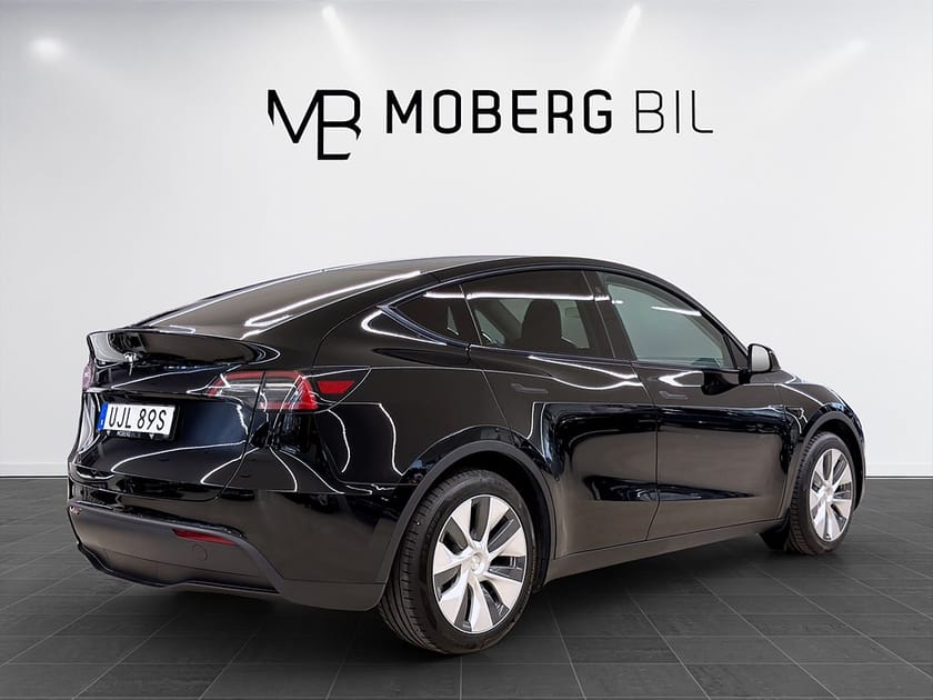 Bild 5 av Tesla Model Y Standard Range RWD 299hk Helg på Moberg!  Pano Läder Navi B-Kamera