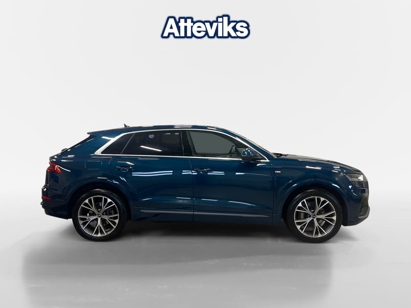 Bild 2 av Audi Q8 45 TDI quattro S line Selection / Panorama / Drag
