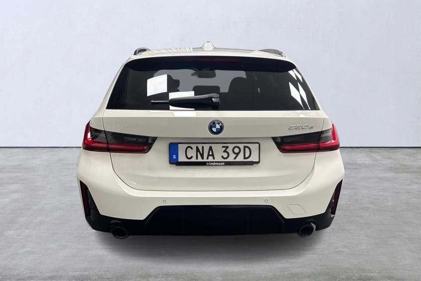 Bild 5 av BMW 330e Touring E M-Sport 292hk