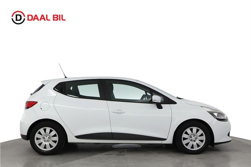 Bild 5 av Renault Clio 1.5 dCi 90HK MOTORVÄRMARE NAVIGATION BASS-REFLEX PSENS