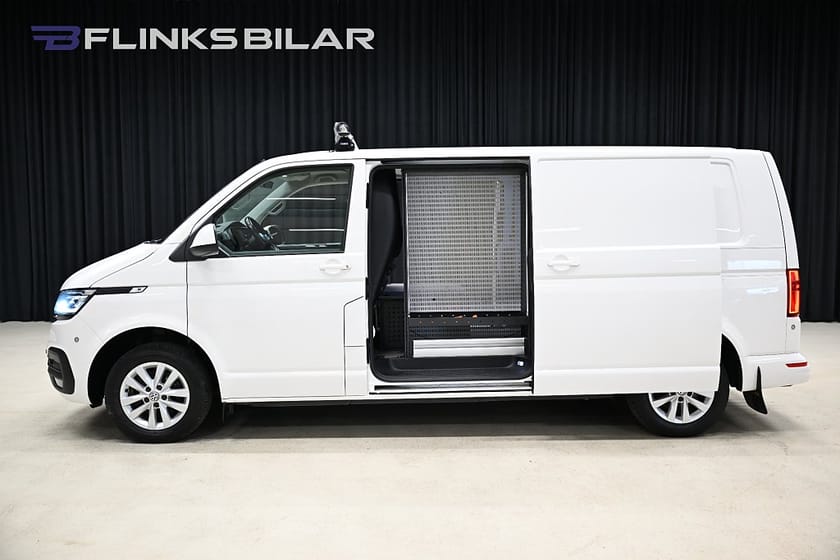 Bild 4 av Volkswagen Transporter 4Motion DSG L2|Servicebil|Inredd|LED|Dubbeldörr|SeUtr!!