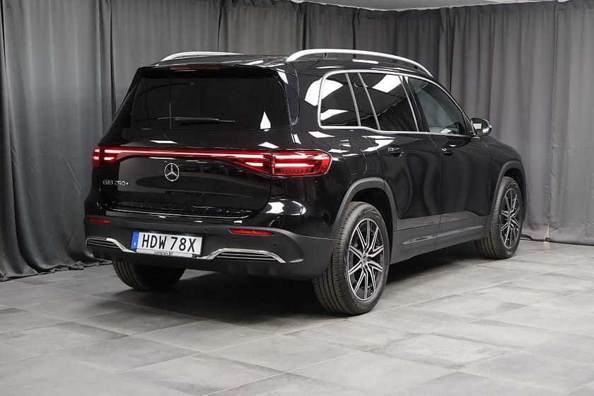 Bild 2 av Mercedes-Benz EQB 250+ AMG Line Advanced 7-sits vinterpaket AC/DC