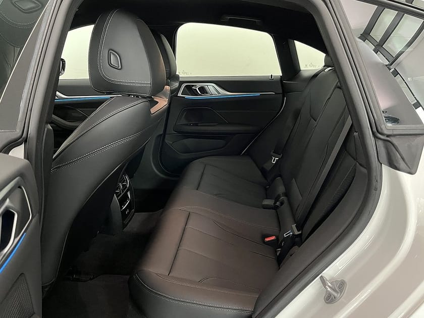 Bild 5 av BMW i4 eDrive40 Gran Coupé 4,95 ränta M Sport Drag Drive Assist