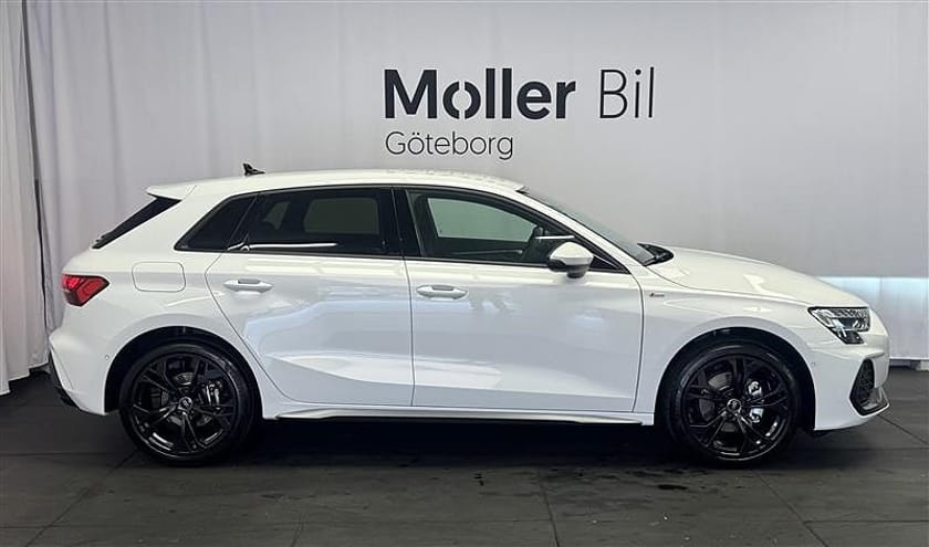 Bild 4 av Audi A3 Sportback 35 TFSI 110 KW S TRONIC S LINE