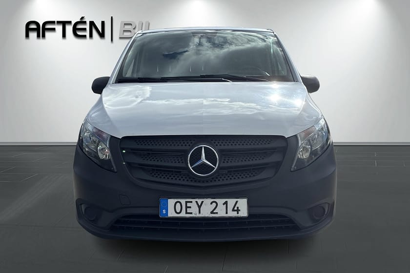 Bild 3 av Mercedes-Benz Vito 111 CDI 2.8t Drag / Värmare / Stor tank /