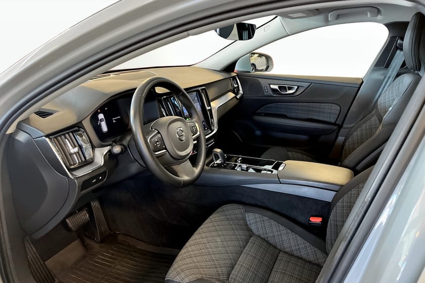 Bild 5 av Volvo V60 Recharge T6 II Core Bright