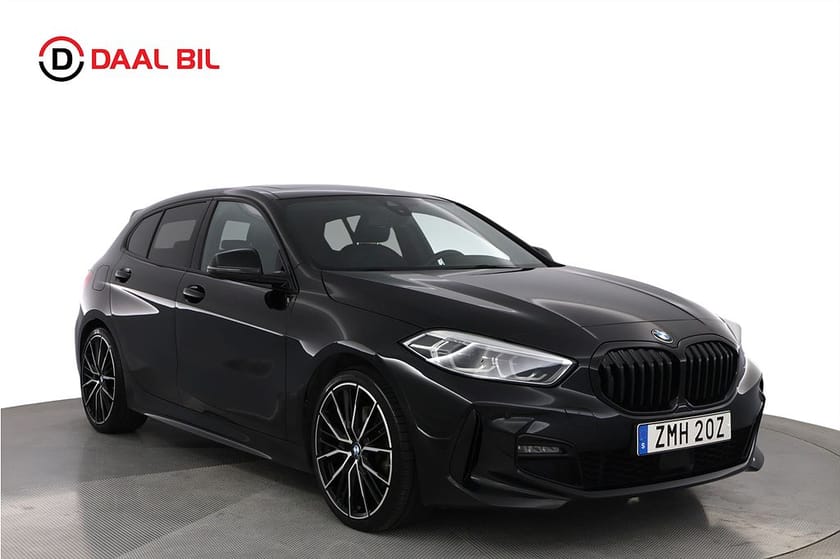 Bild 3 av BMW 120d xDrive 190HK M-SPORT PANORAMA HELSKINN NFC P-SENS HIFI