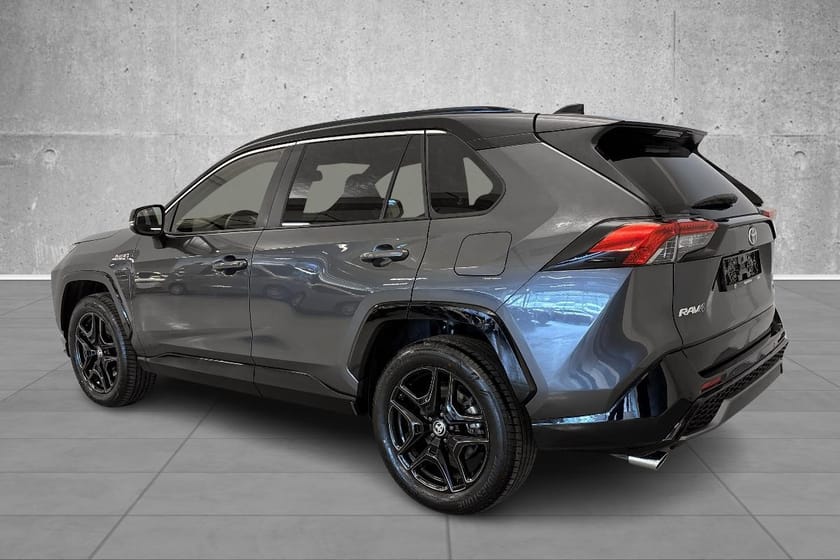 Bilde 3 av Toyota RAV4 Plug-in Hybrid GR SPORT Panorama & JBL