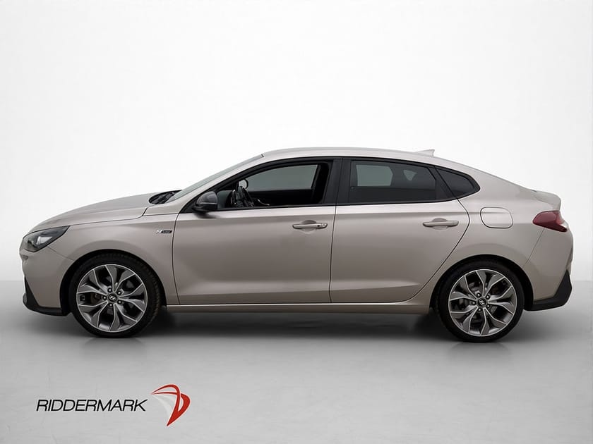 Bild 5 av Hyundai i30 Fastback 140hk N-Line Kamera Halvskinn CarPlay