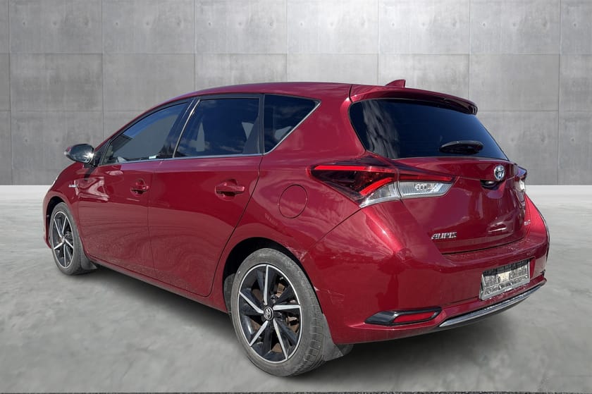 Bilde 2 av Toyota Auris Hybrid Style Edition I Kompl. service