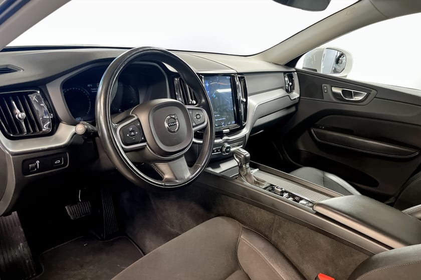 Bild 5 av Volvo XC60 D4 AWD Momentum Advanced SE