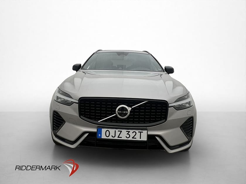 Bild 2 av Volvo XC60 Recharge T8 AWD R-Design Pano B&W Luftfjä Drag