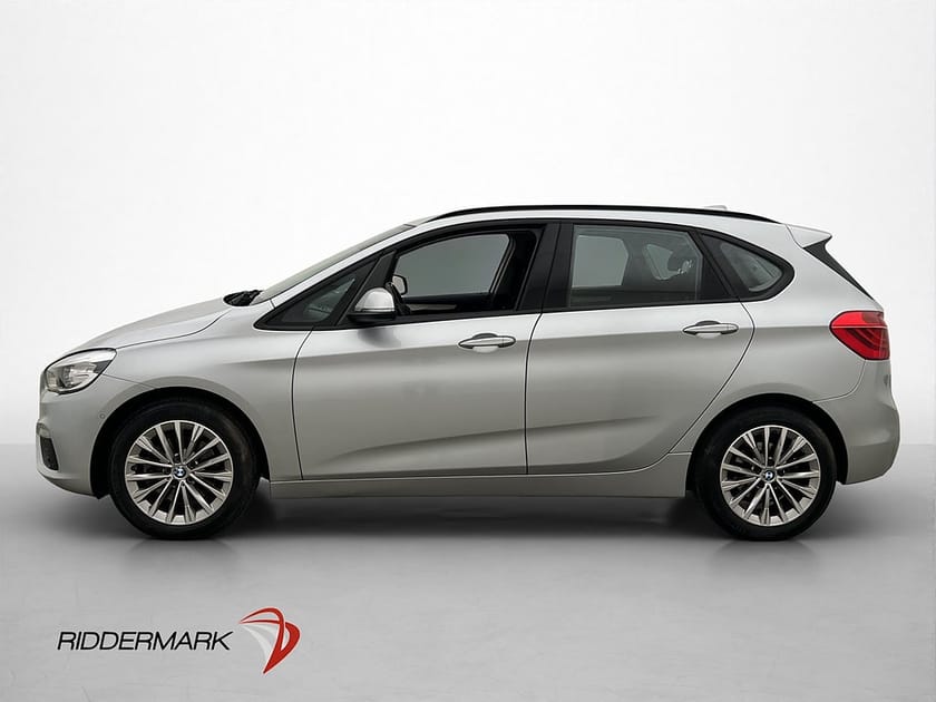 Bild 5 av BMW 218i Active Tourer Advantage P-Sensorer Rattvärme Drag