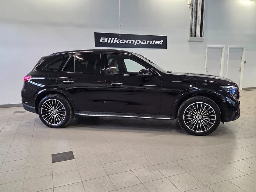 Bild 2 av Mercedes-Benz GLC 300 d e 4MATIC AMG Line, Premium Plus, Teknikpaket