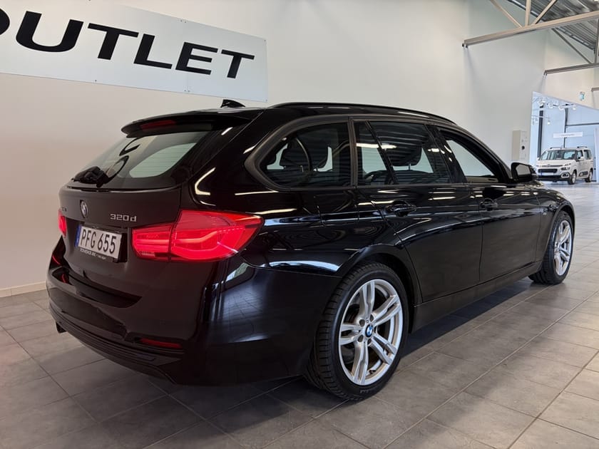 Bild 4 av BMW 320d xDrive Touring Sport line 190hk Aut/Drag