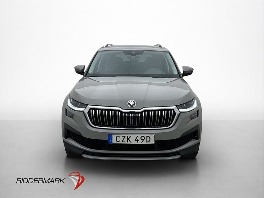 Bild 2 av Škoda Kodiaq Skoda 2.0 TSI 4x4 Cockpit P-Värmare Kamera Skinn Moms