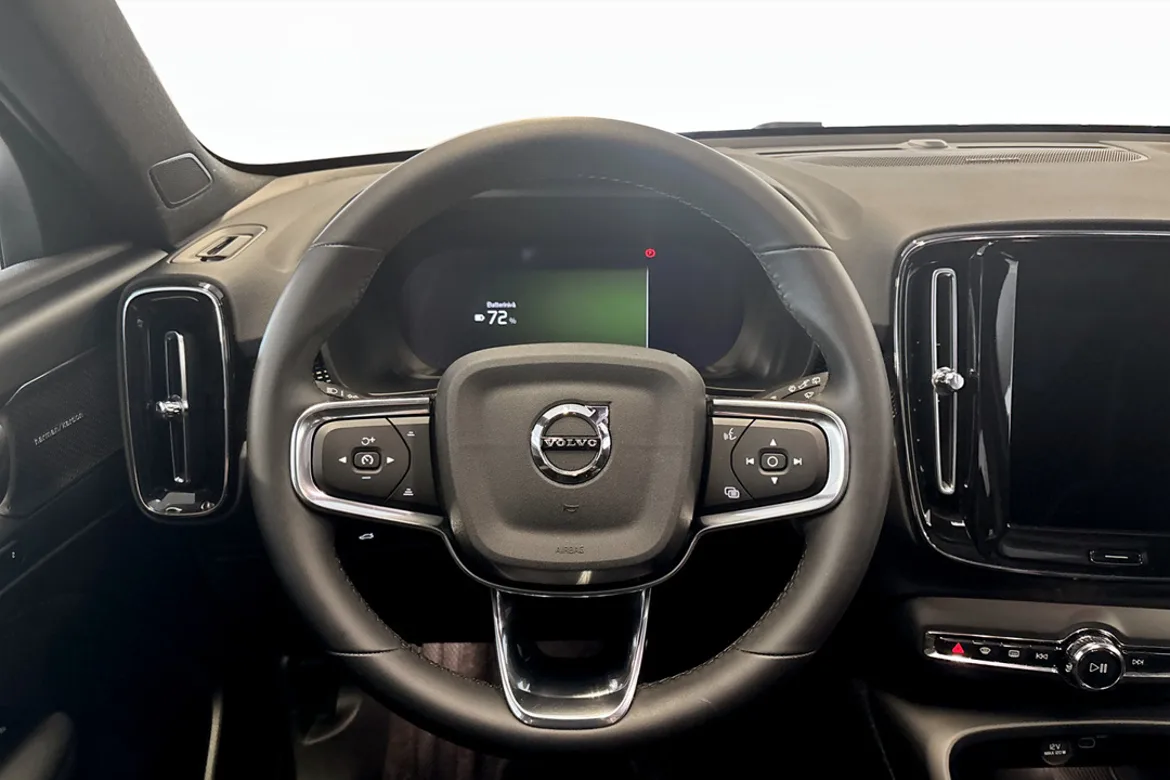 Volvo EX40 Twin Motor Performance
