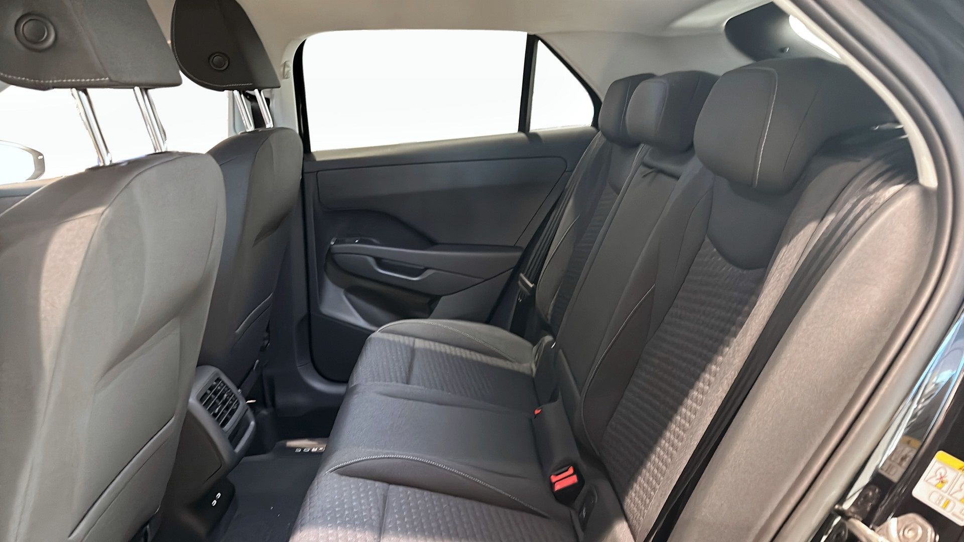 Volkswagen T-Roc 2026, bild 3/10