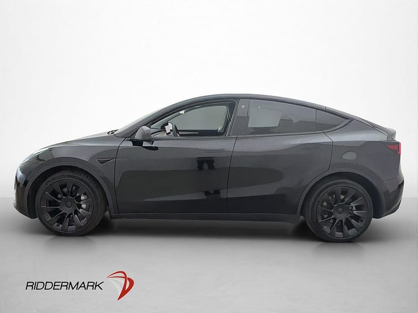 Bild 5 av Tesla Model Y Long Range AWD Pano Moms 1 Brukare AP Kamera