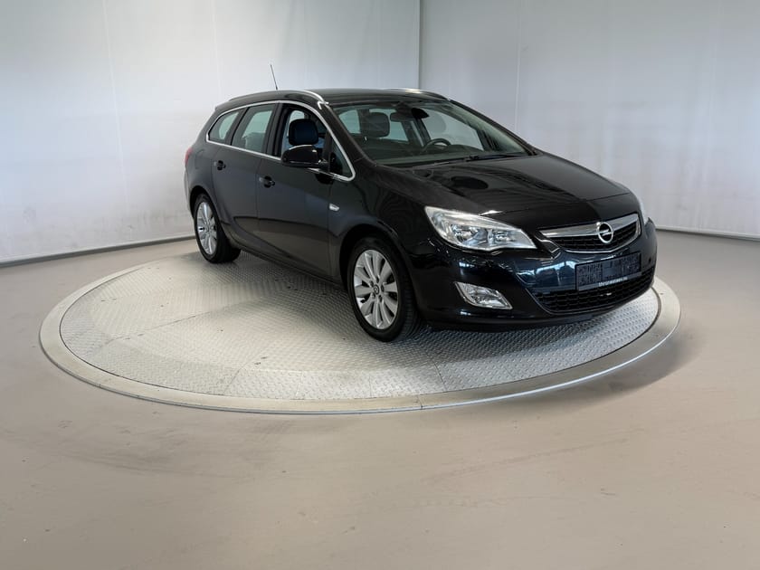 Bilde 2 av Opel Astra Sports Tourer 1,7 CDTi Outlet! Cruise/Delskinn/S+V/EU28