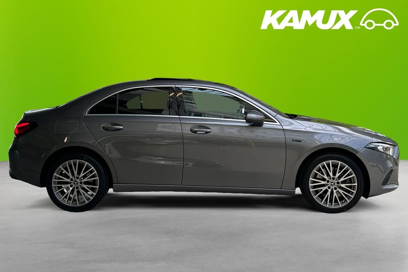 Bild 2 av Mercedes-Benz A 250 e Sedan
