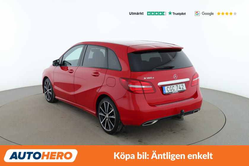 Bild 3 av Mercedes-Benz B 180 d Panorama, Backkamera, Dragkrok