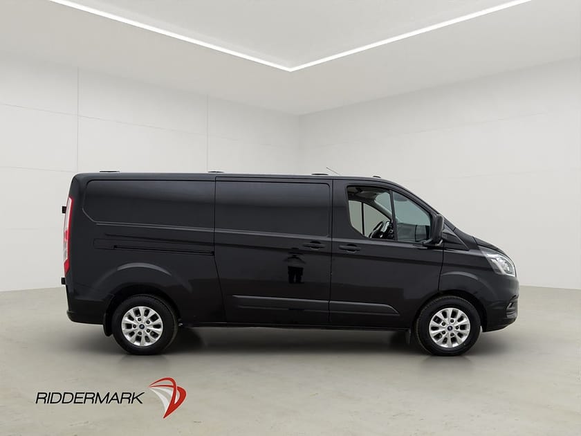 Bild 1 av Ford Transit Custom 300 transit-custom L2 Ny-Kamrem Värmare Drag B-Kamera Moms