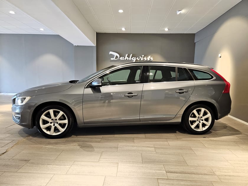 Bild 5 av Volvo V60 D4 190hk Momentum Drag V-hjul Navigation