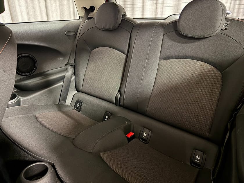 Bild 5 av MINI Cooper 3D DCT Pepper II Visual Boost Inkl. Vinterhjul