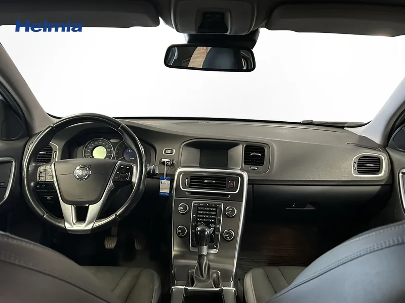 Bild 8 av 9 – Volvo S60 DRIVe Momentum