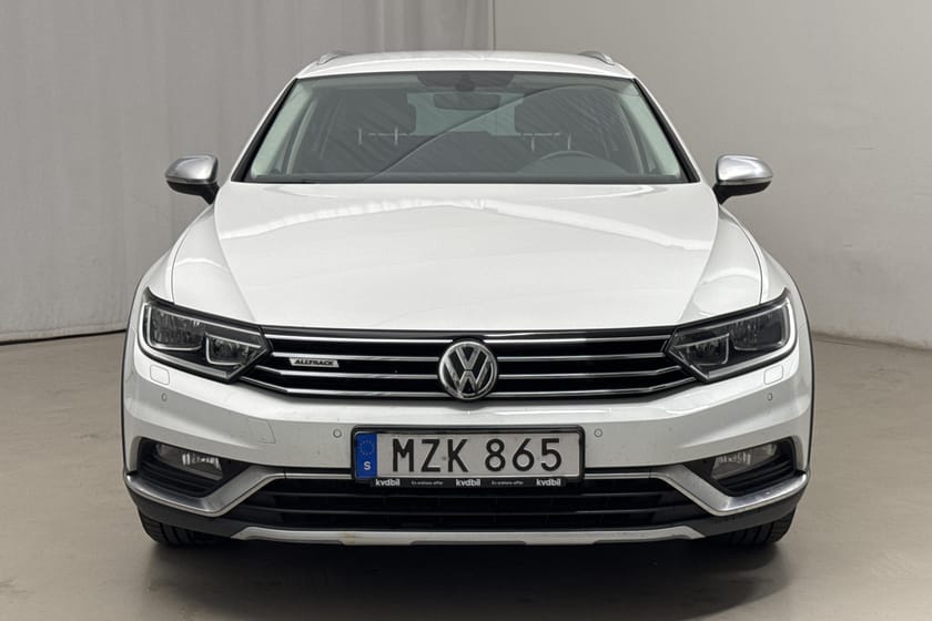 Bild 5 av Volkswagen Passat Alltrack 2.0 TDI 4M 190hk Drag Backkamera