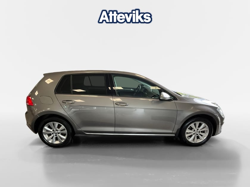 Bild 2 av Volkswagen Golf 1,4 TSI 122 Multifuel Masters Dragpaket
