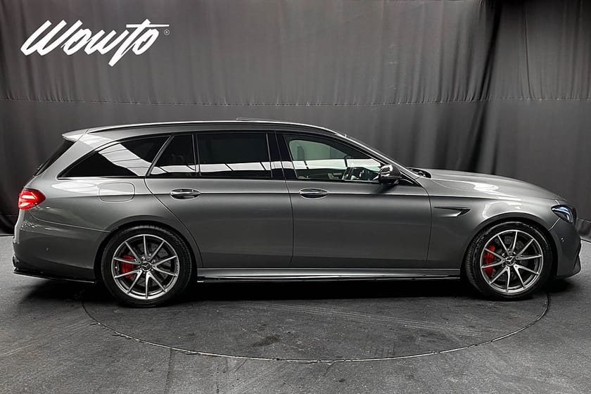 Bild 3 av Mercedes-Benz AMG E 63 S T 4MATIC+