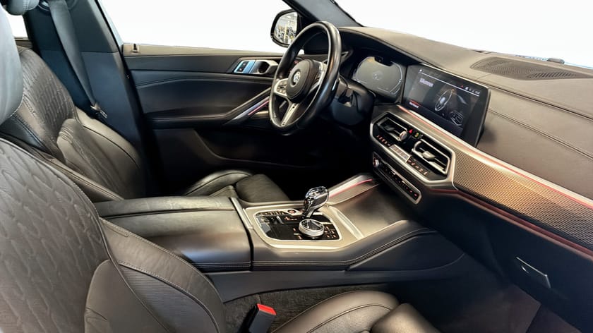 Bild 3 av BMW X6 M50i