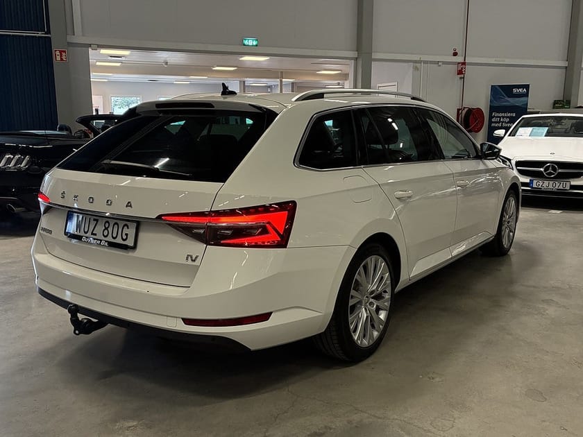 Bild 3 av Škoda Superb iV Kombi Skoda 1.4 TSI Adventure Edition
