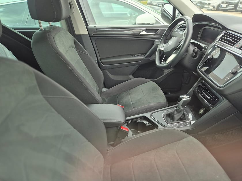 Bild 5 av Volkswagen Tiguan eHybrid Plug in 245HK Elegance