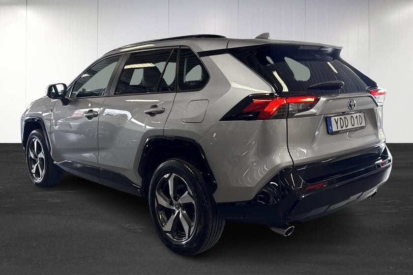 Bild 3 av Toyota RAV4 Plug-in Hybrid | X-EDITION | RATTVÄRME | BACKKAMERA | AWD