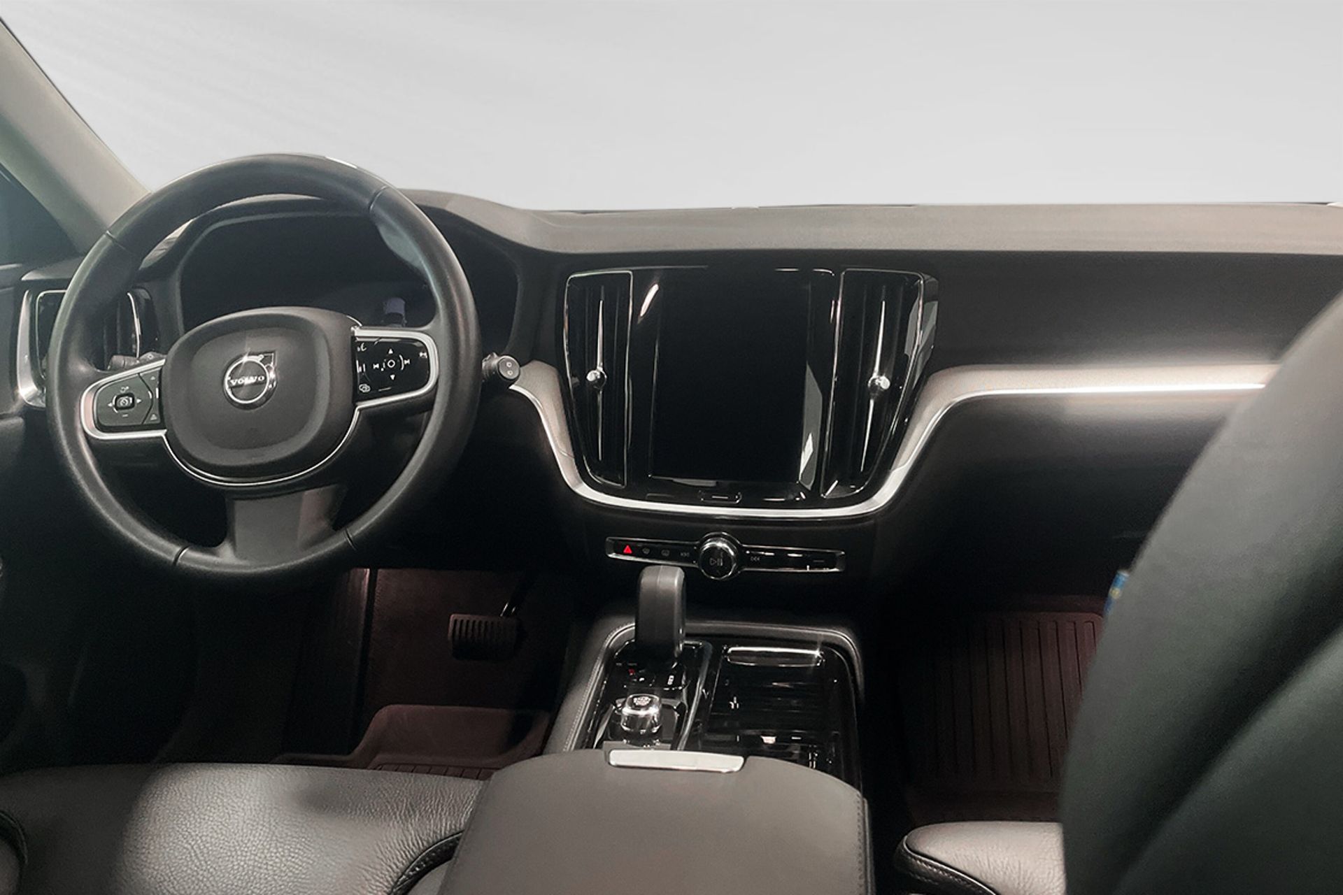 Volvo V60 T6 Plus Dark Edition 2025, bild 5/7