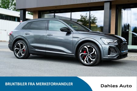 Audi Q8 55 e-tron quattro s line plus