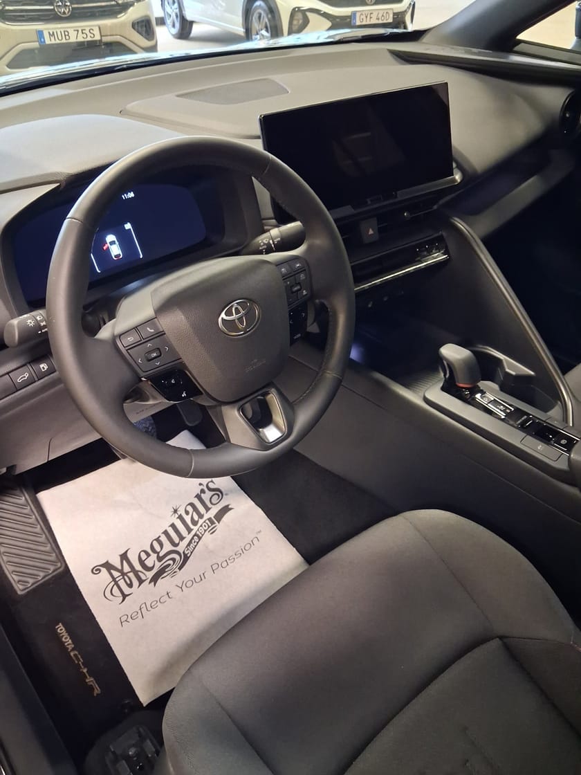 Bild 5 av Toyota C-HR Hybrid AWD-i AWD 197hk Style Aut/SOS