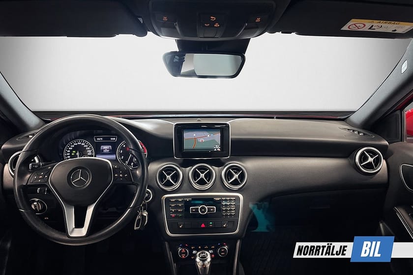 Bild 3 av Mercedes-Benz A 200 156HK STYLE LINE DRAG NAVI B-KAMERA SKINN BLUETOOTH