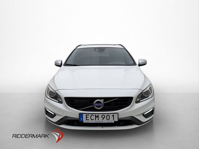 Bild 2 av Volvo V60 D4 AWD Polestar R-Design Taklucka Värmare VOC BLIS
