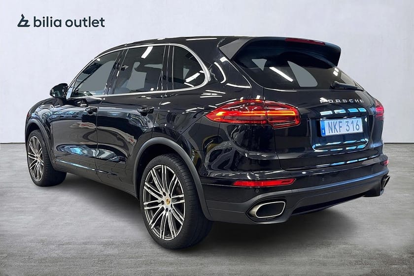 Bild 3 av Porsche Cayenne Diesel S Base 262hk Dragkrok Navigation Pano