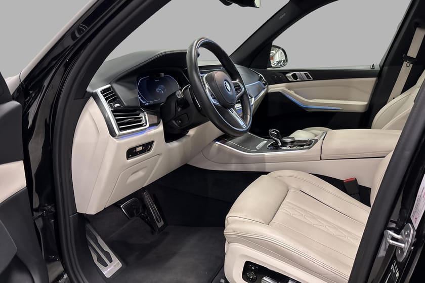 Bilde 5 av BMW X5 xDrive45e iPerformance xDrive45e, M-sport, Panorama, Laser, Massasje, 21 " +