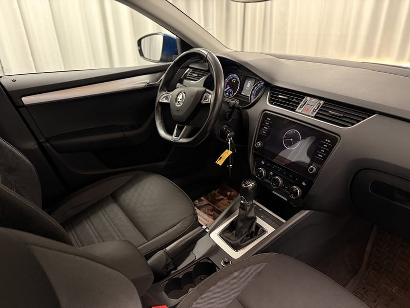 Bild 4 av Škoda Octavia Kombi VIA COMBI AMBITION 1,0 TSI 115