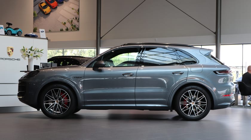 Bild 4 av Porsche Cayenne S E-Hybrid Black Edition