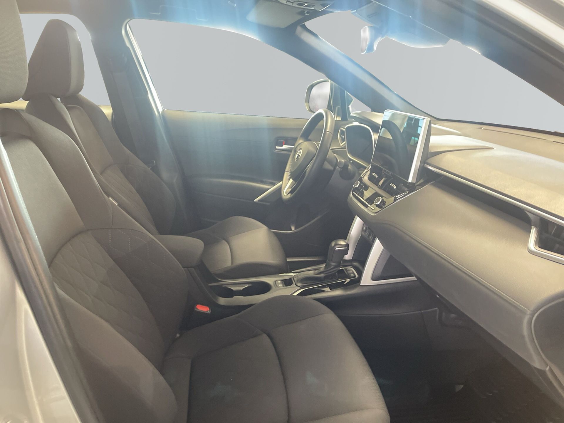 Toyota Corolla Cross 2025, bild 6/10