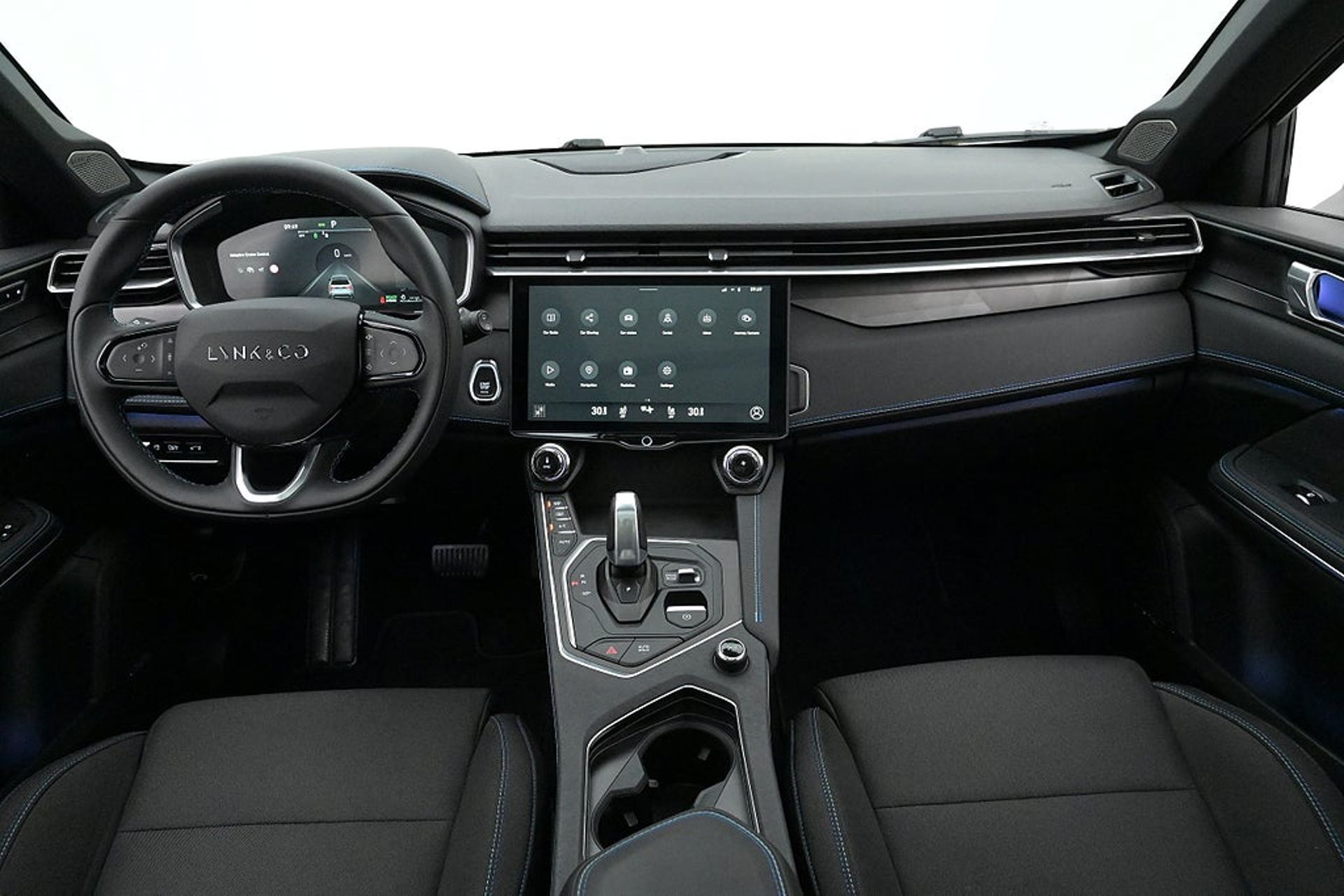 Lynk & Co 01 PHEV Pano 2023, bild 6/10