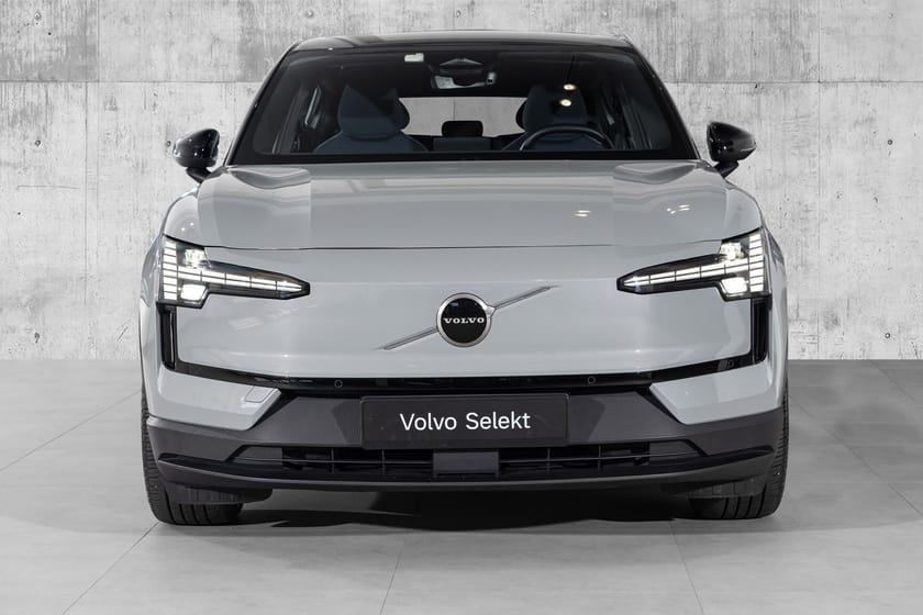 Bilde 3 av Volvo EX30 Twin Motor Performance AWD Plus - H&K lydanlegg/ Varmepumpe/ Ryggekamera